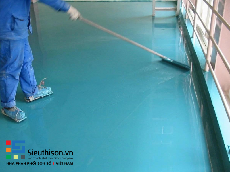 chuẩn bị bề mặt để thi công sơn sàn epoxy