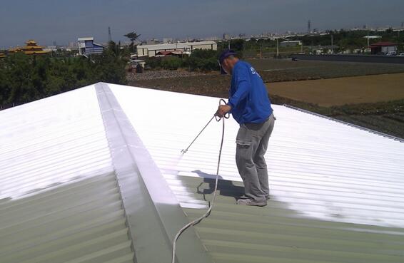 VÌ SAO CHỌN SƠN CHỐNG NÓNG CÁCH NHIỆT, CHỐNG THẤM CHO VIỆC CẢI TẠO TÔN NHÀ XƯỞNG?
