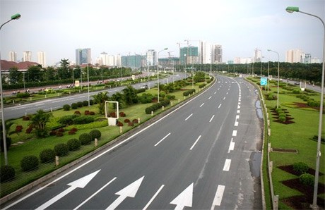 SO SÁNH SƠN KẺ VẠCH NHIỆT DẺO VÀ SƠN KẺ VẠCH THÔNG THƯỜNG