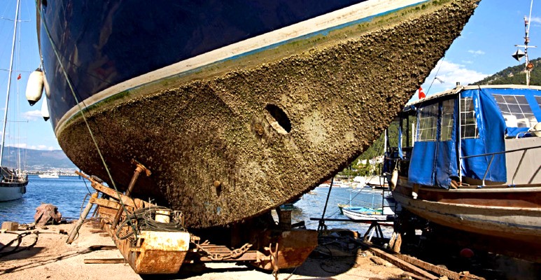 SƠN CHỐNG HÀ CHO TÀU BIỂN